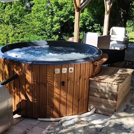 Apartament Le Belvedere Mont-Saint-Martin (Isere)